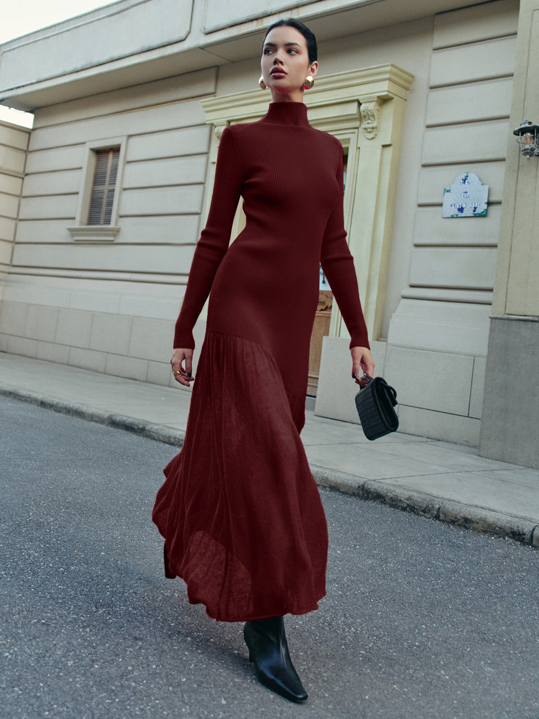 Robe Pull Col Montant À Empiècements Plissés