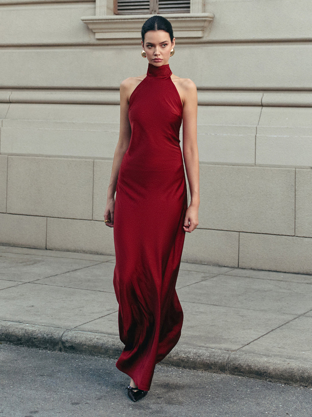 Robe Longue Satin à Dos Nu et à Nouettes