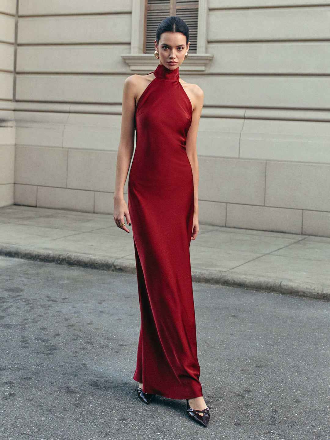 Robe Longue Satin à Dos Nu et à Nouettes