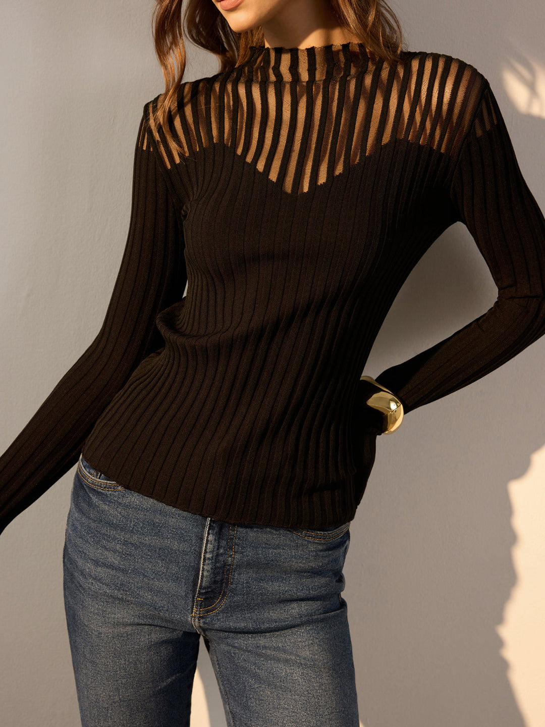 Haut en tricot à épaules transparentes