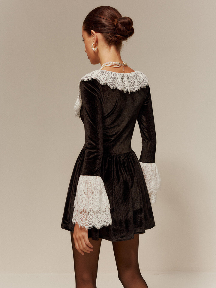 Robe Courte en Velours avec Bordure en Dentelle