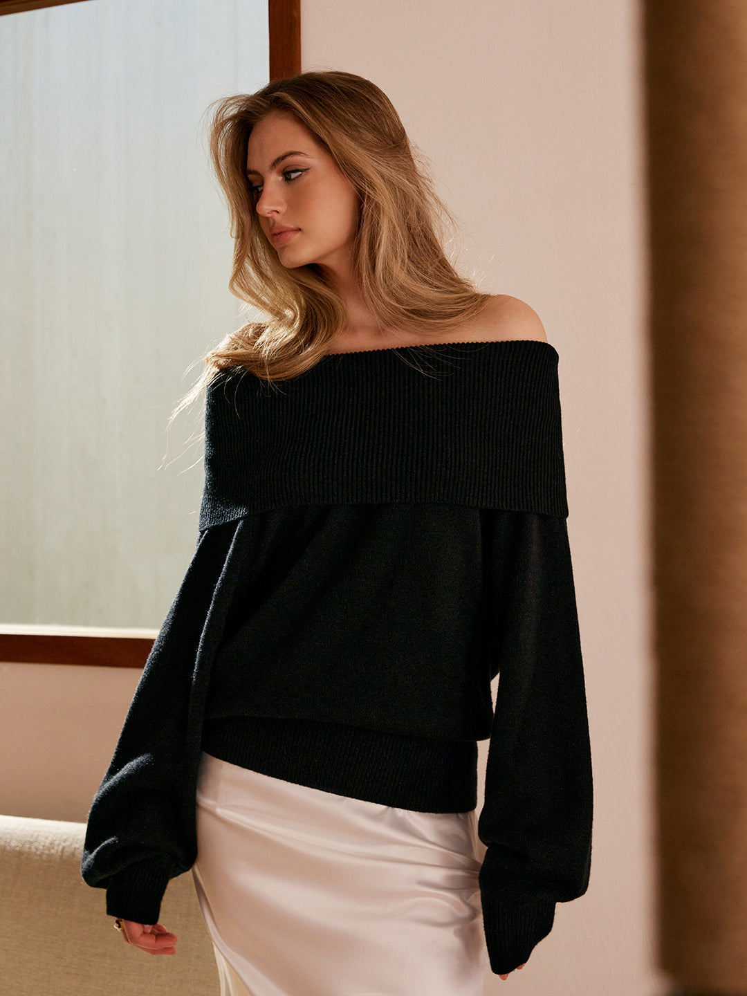 Pull à épaules dénudées extensible