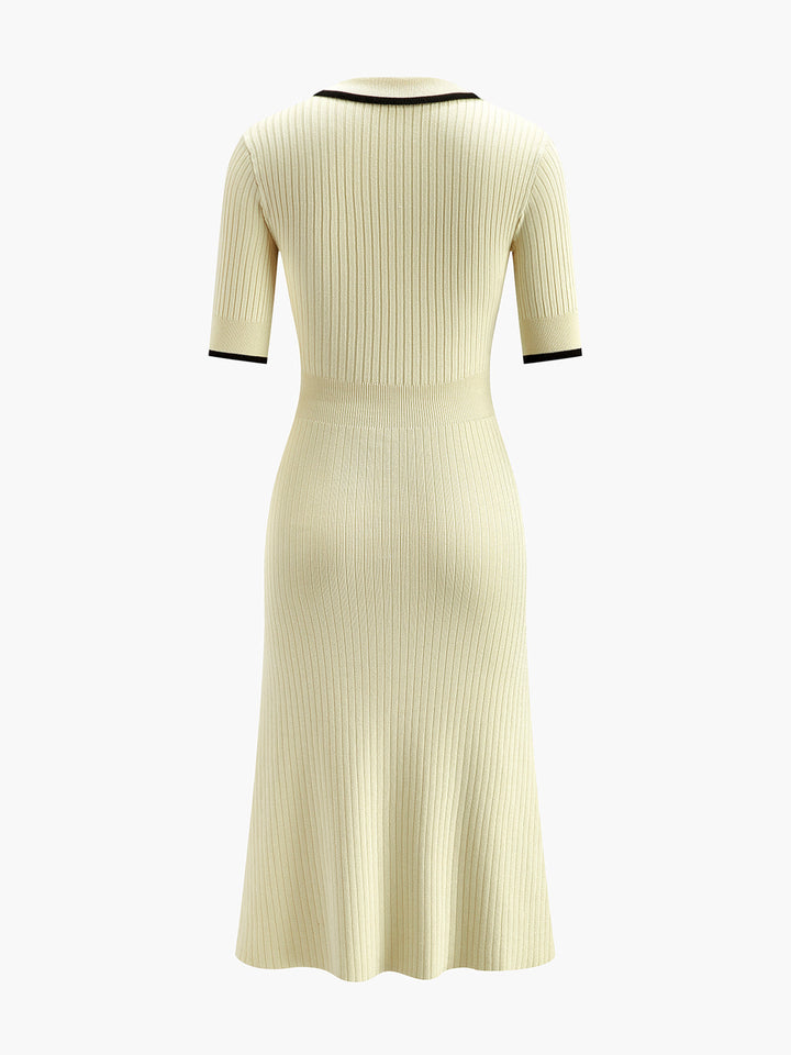 Robe Mi-Longue en Maille Côtes avec Col Contrastant et Manches Courtes