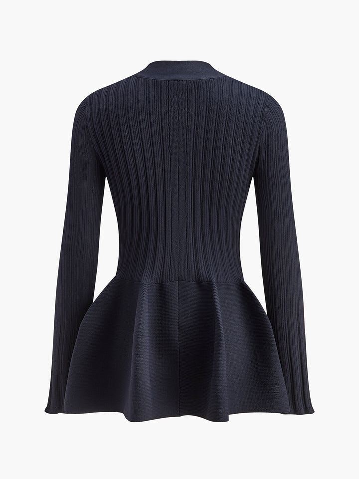 Cardigan à volants et boutons en V
