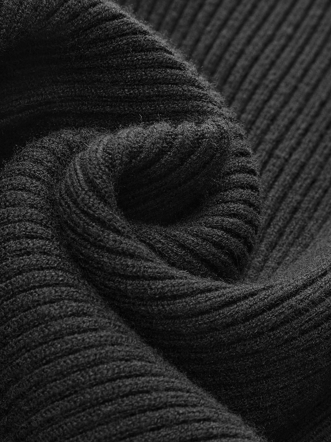 Haut en tricot ajusté à col roulé minimaliste