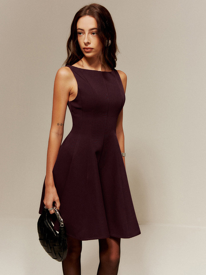 Robe Courte à Bretelles Plissées