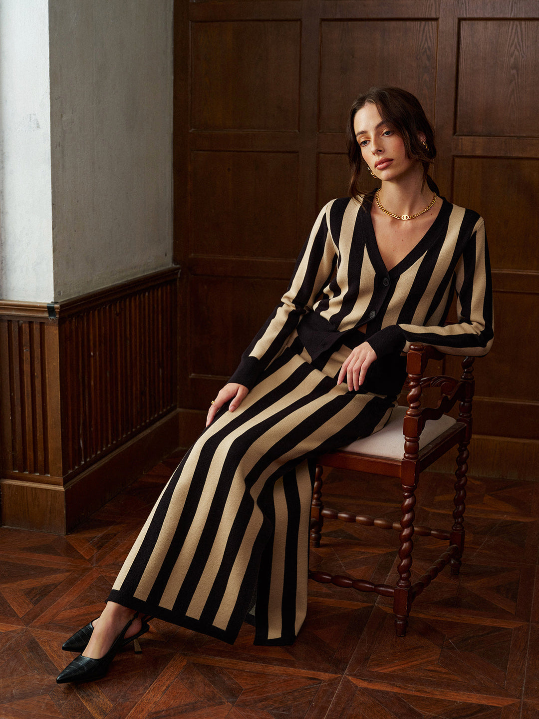 Ensemble Jupe-Jupe Pull à Col en V Rayé Bicolore
