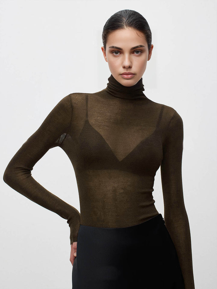 Pull à col roulé en laine mélangée transparente