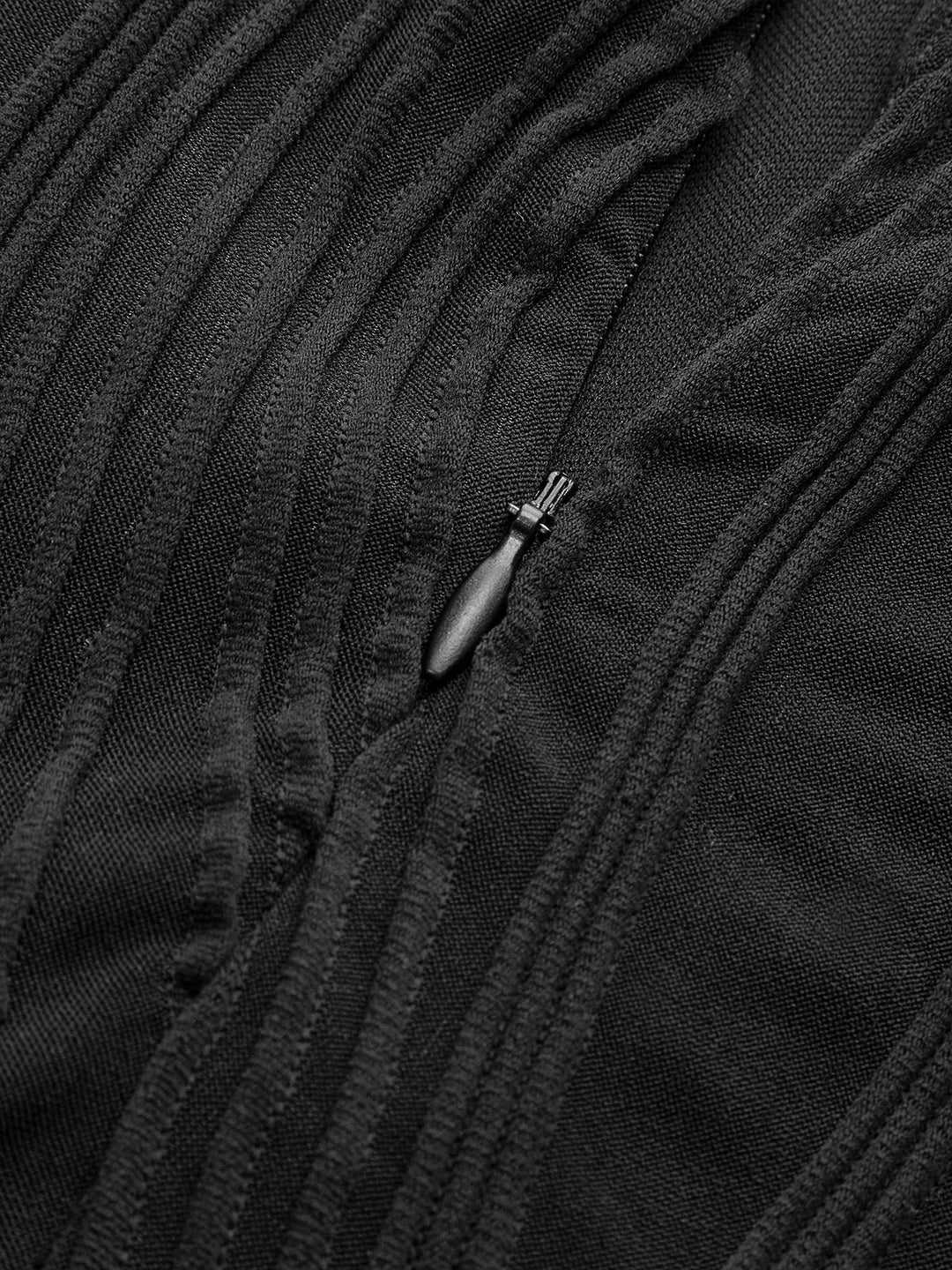 Robe à col bénitier plissé