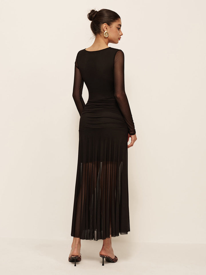 Robe Longue à Manches Longues et Fronces avec Ourlet Plissé