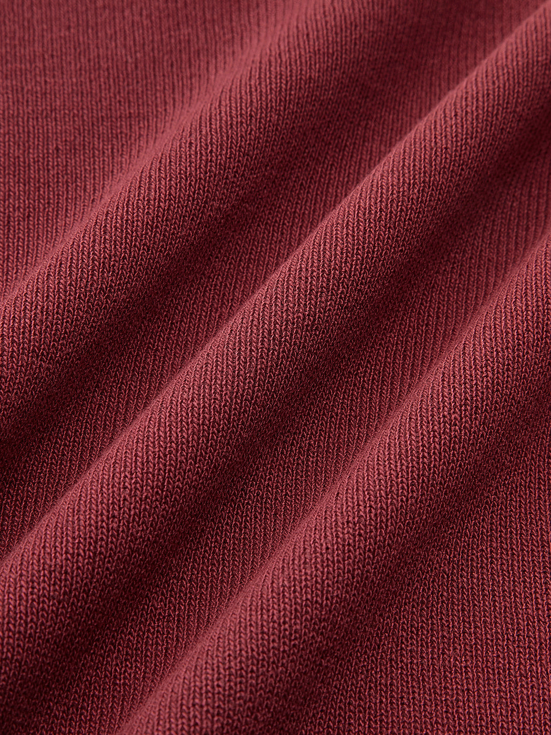 Pull ajusté à manches transparentes