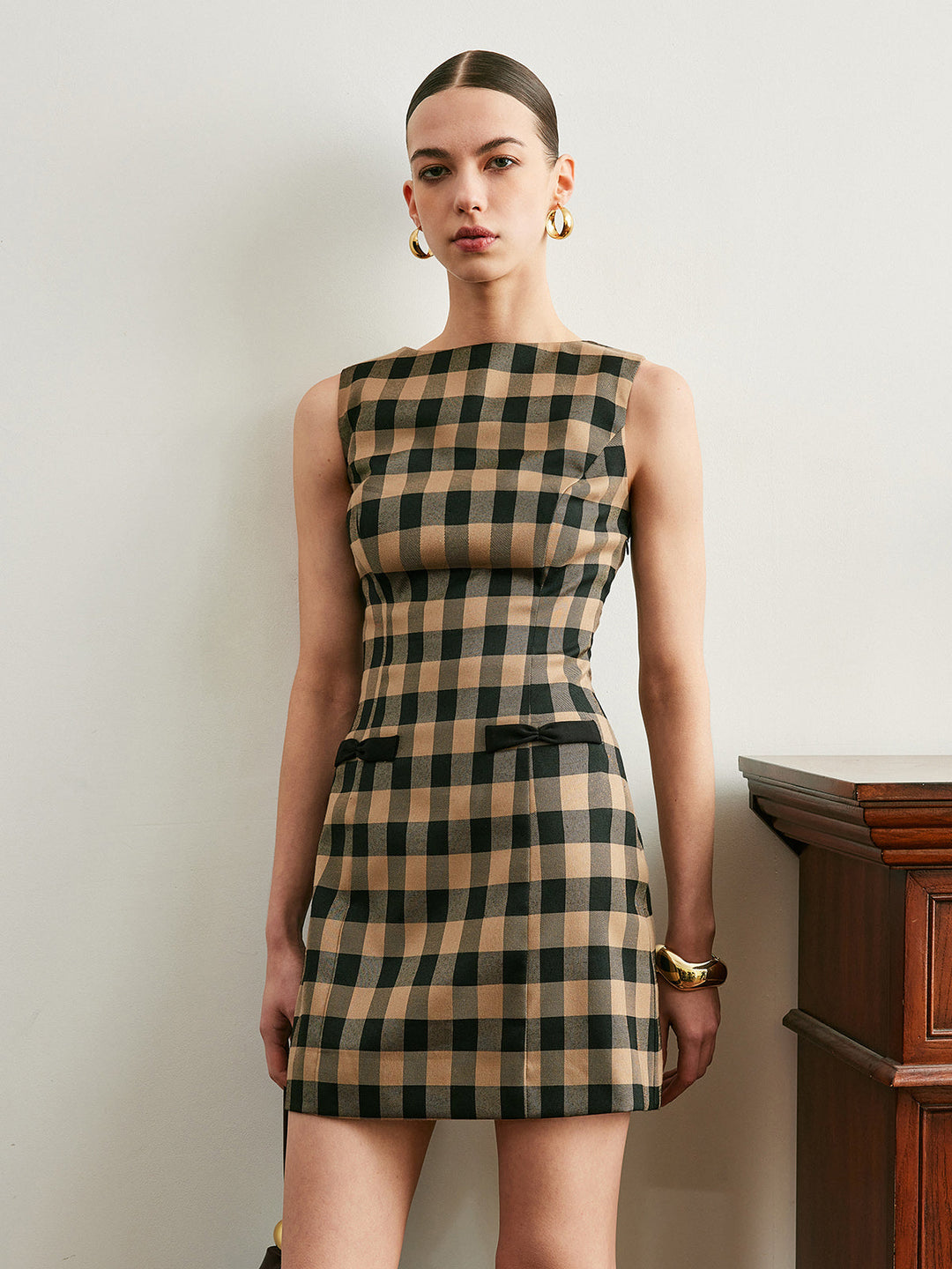 Robe sans manches à carreaux vintage avec nœud