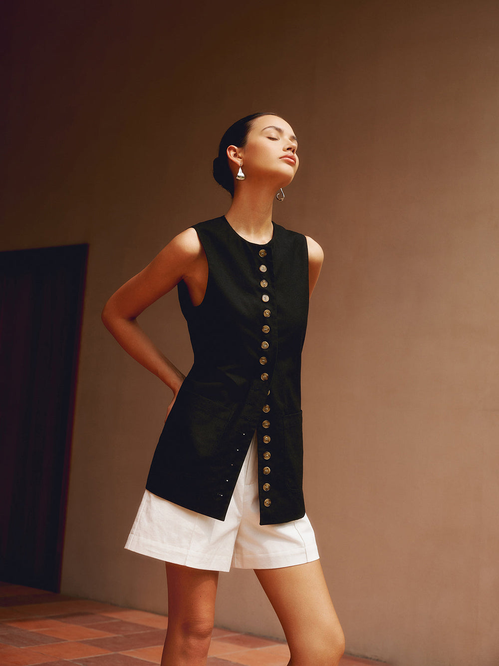 Gilet boutonné en coton et lin