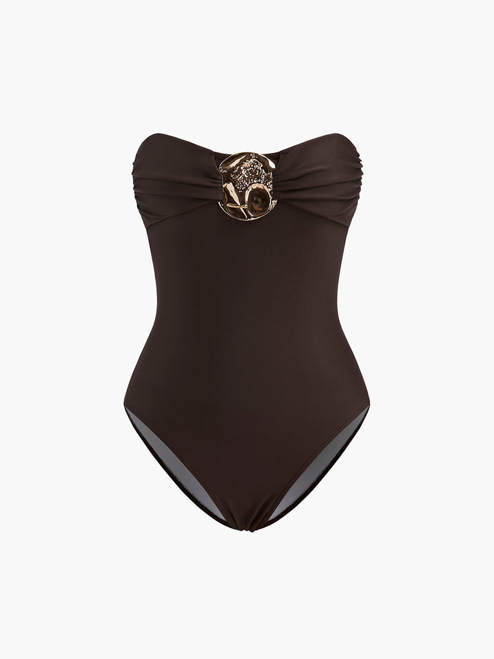 Maillot de bain une pièce torsadé avec détails métalliques
