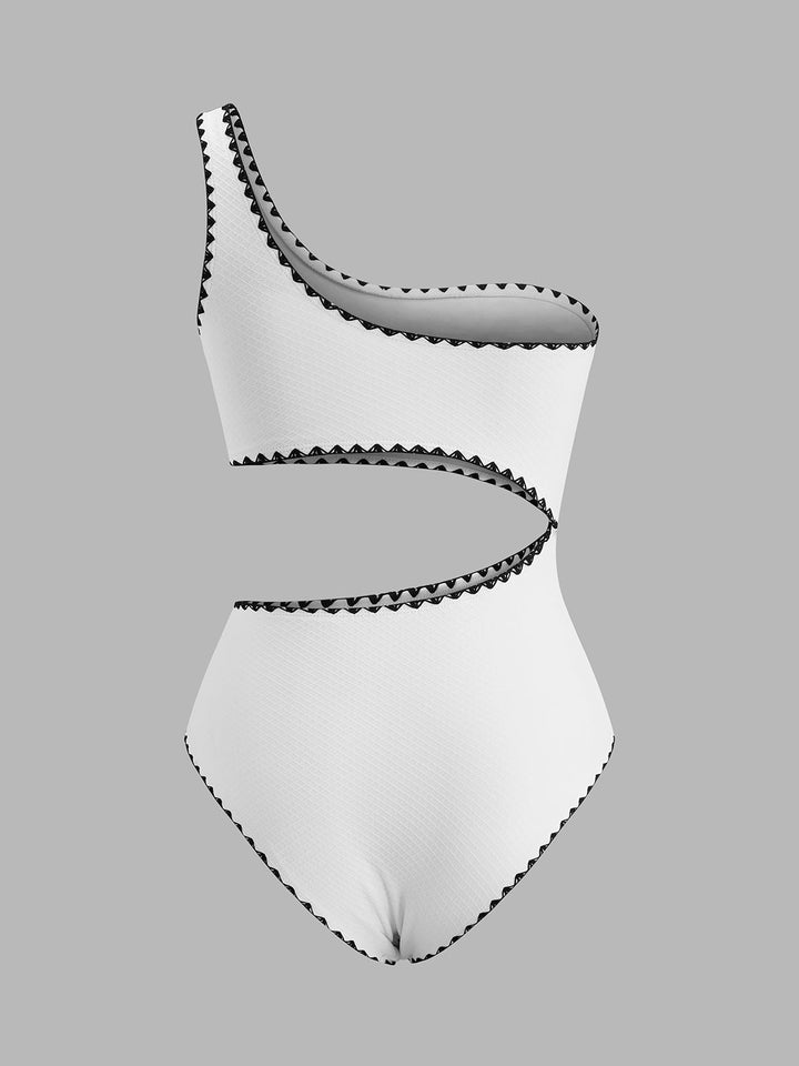 Maillot de bain une épaule découpé