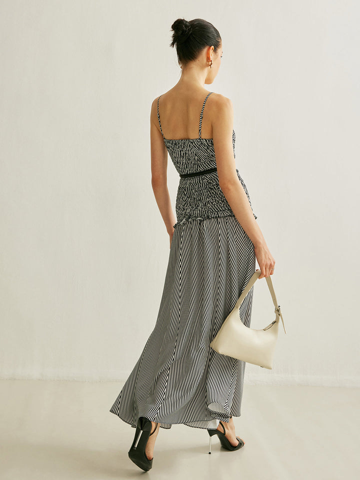 Robe Longue Plissée Sans Manches à Col V