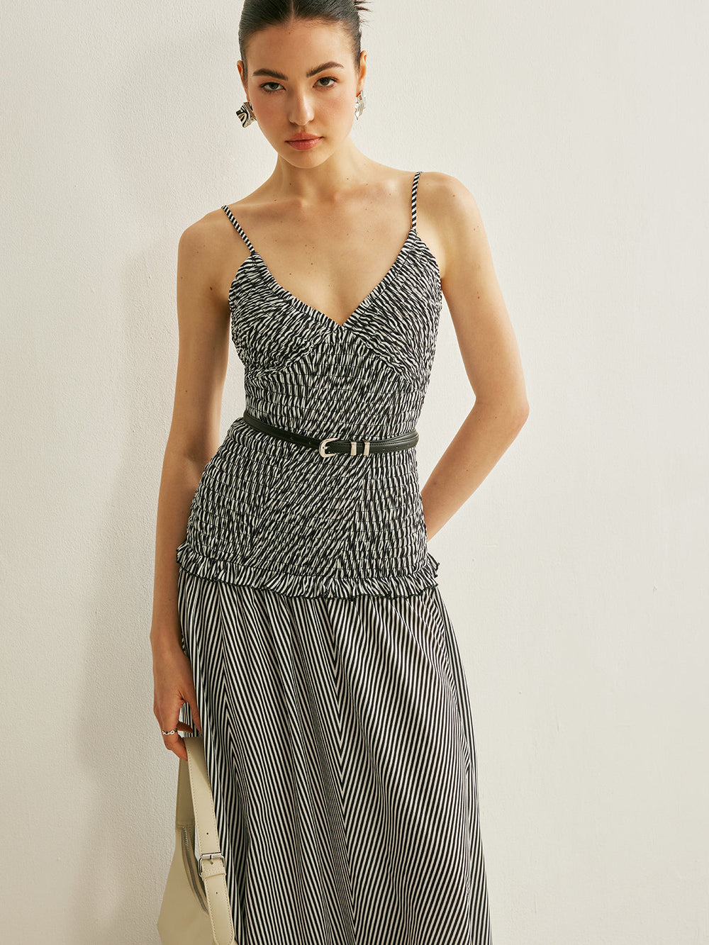 Robe Longue Plissée Sans Manches à Col V