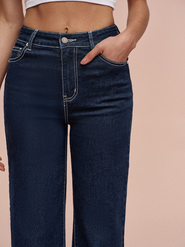 Jeans ajustés taille haute droit