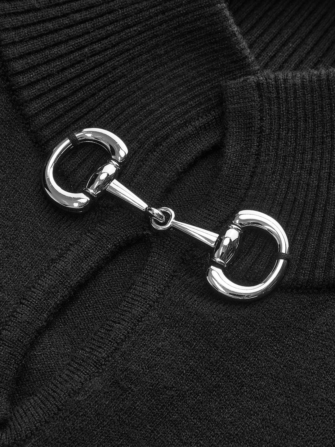 Haut en tricot 2 en 1 avec blocs de couleur et détails métalliques