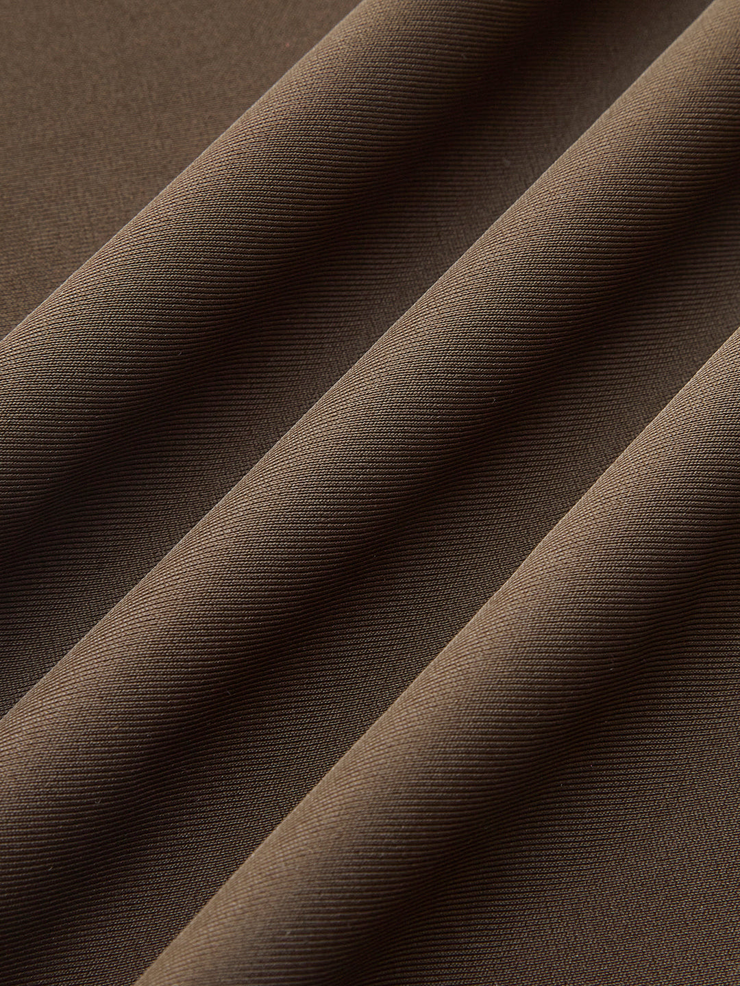 Ensemble Bikini Bandeau à Détail d'Anneau Ovale avec Jupe Drapée