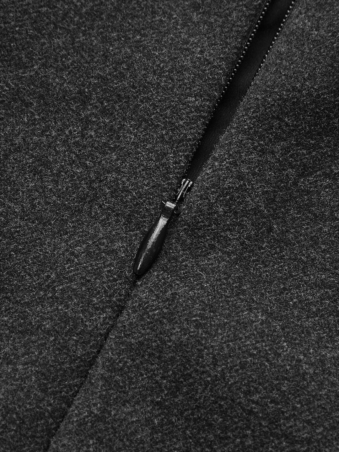 Jupe Mini Élégante à Volants et Ceinture
