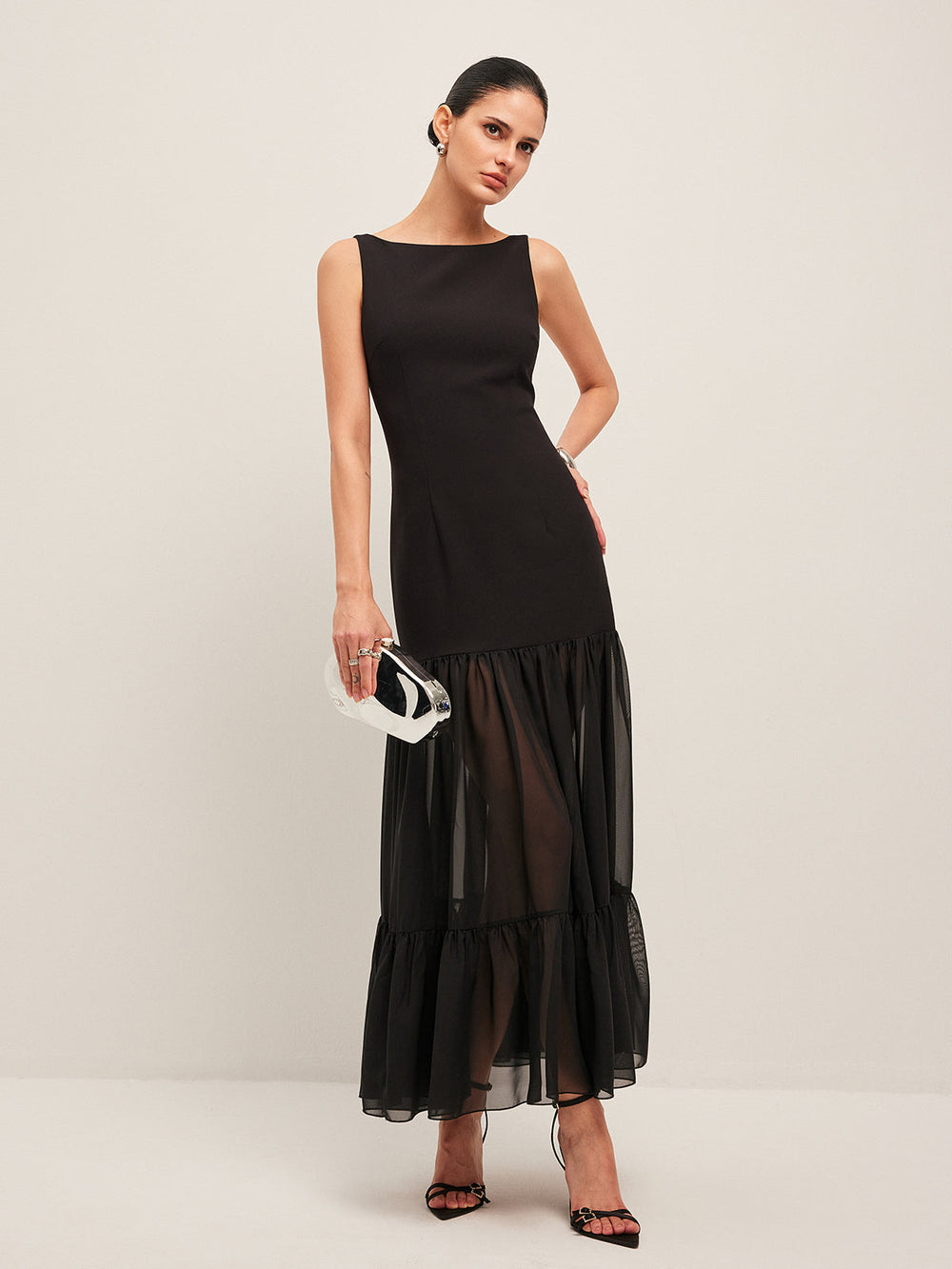 Robe à Volants avec Liens au Dos et Transparence