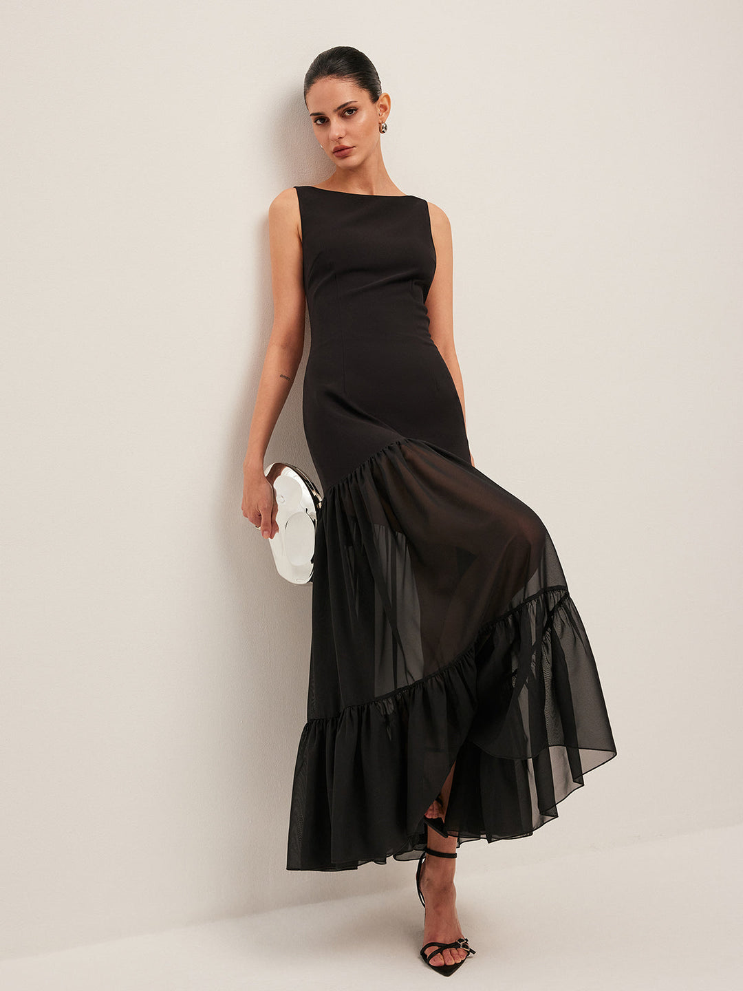 Robe à Volants avec Liens au Dos et Transparence