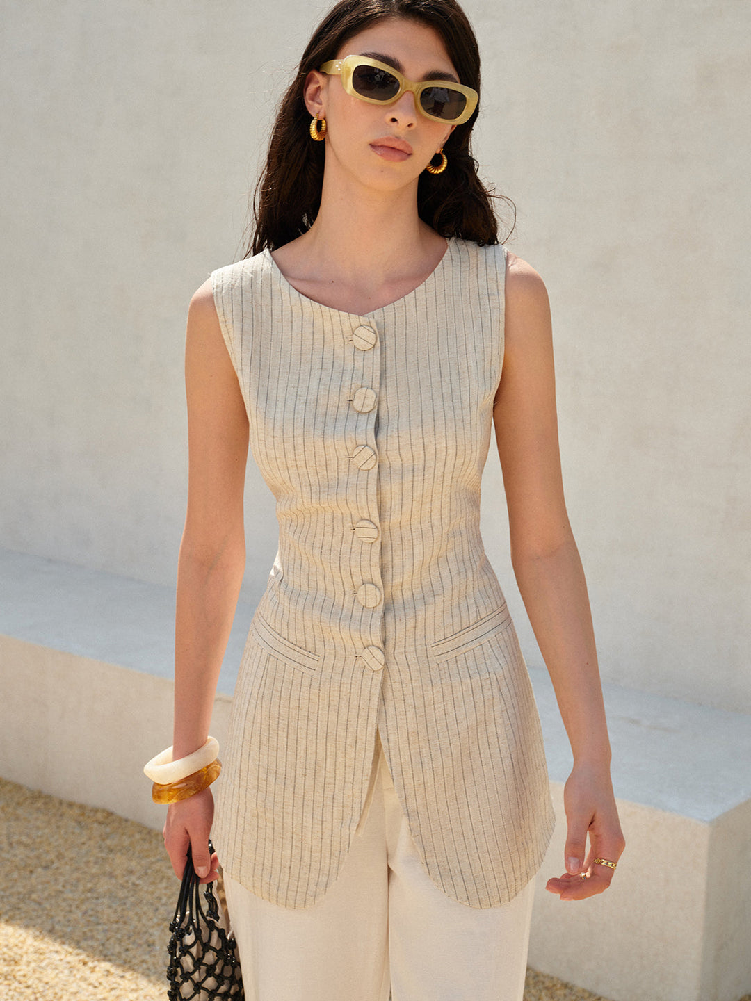 Gilet sans manches en coton et lin à boutons