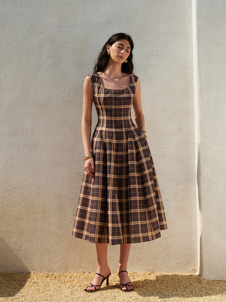 Robe Plissée Sans Manches à Col Carré à Carreaux