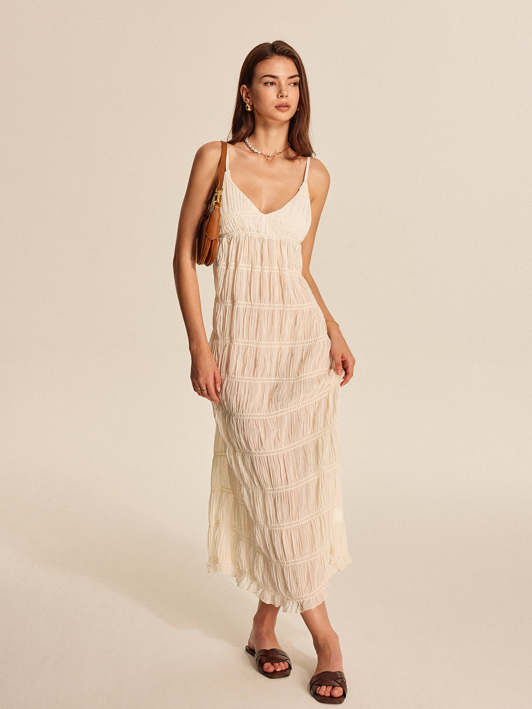 Robe Plissée à Bretelles Semi-Transparente