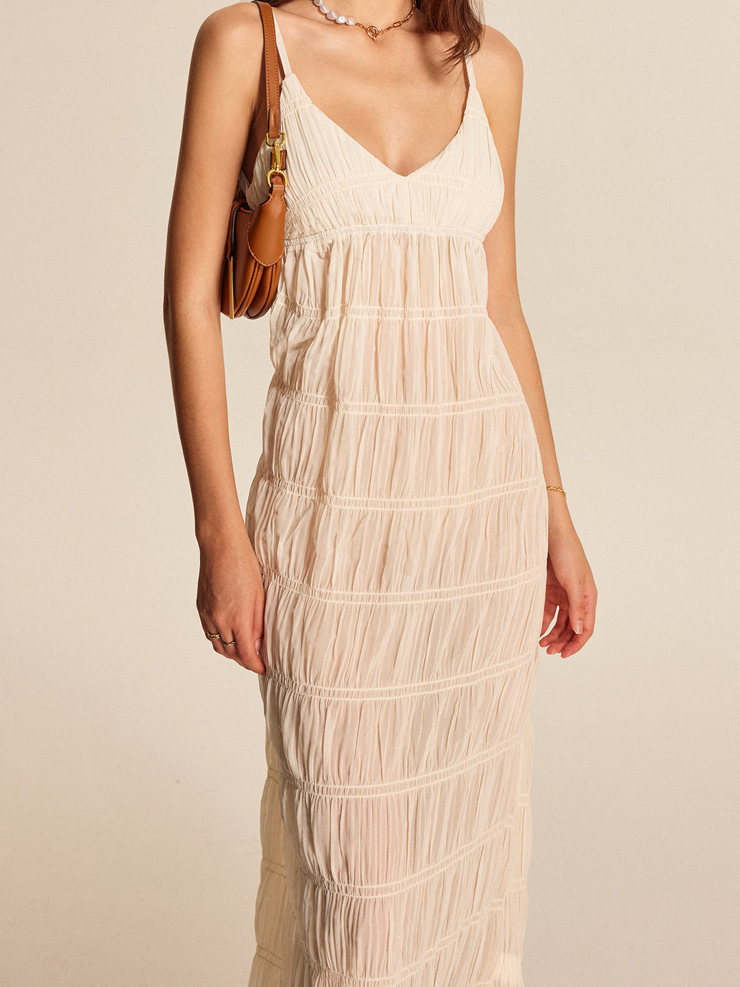 Robe Plissée à Bretelles Semi-Transparente