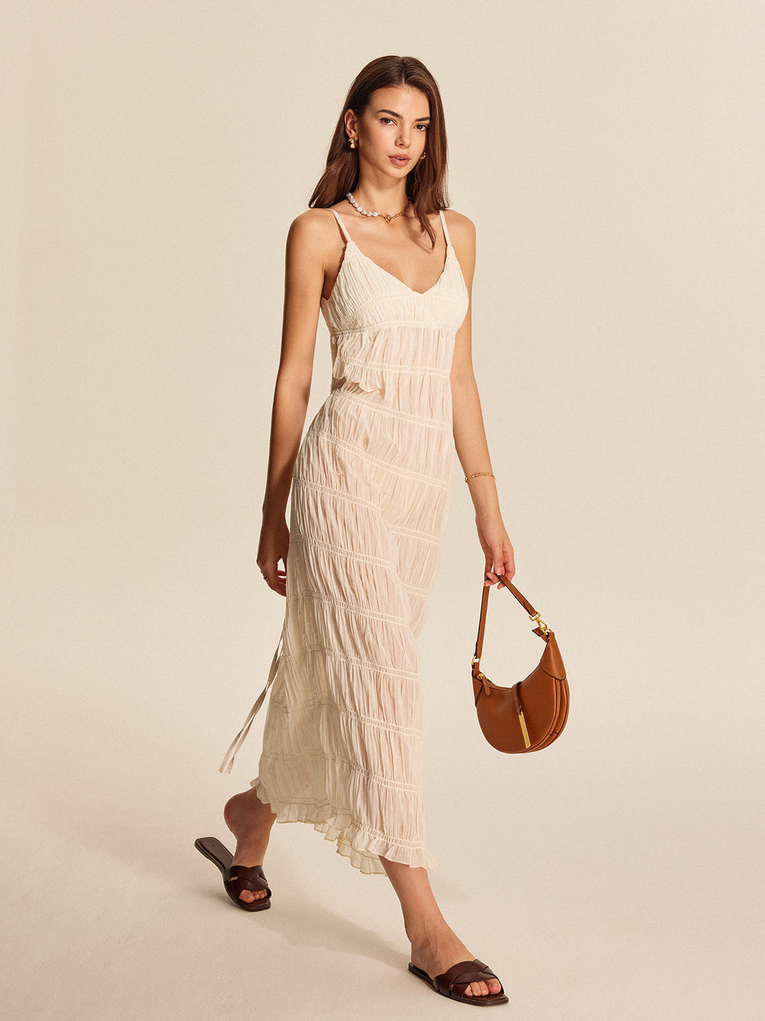 Robe Plissée à Bretelles Semi-Transparente