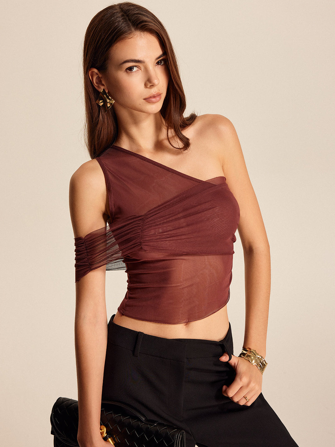 Haut en maille semi-transparente à une épaule