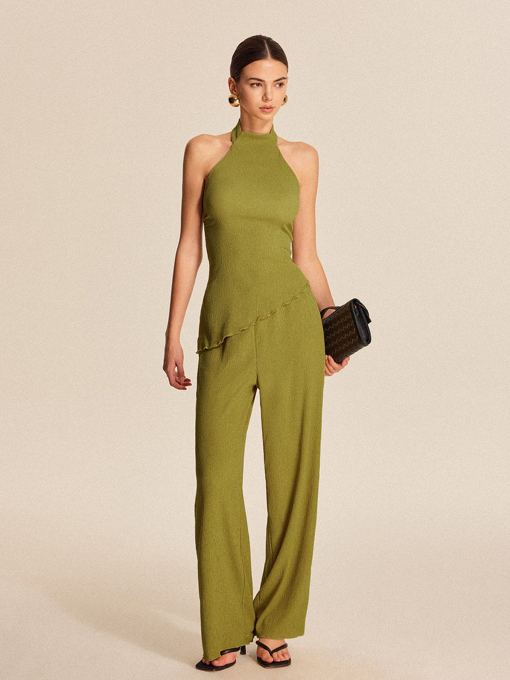 Ensemble Pantalon à Col Dos-Nu