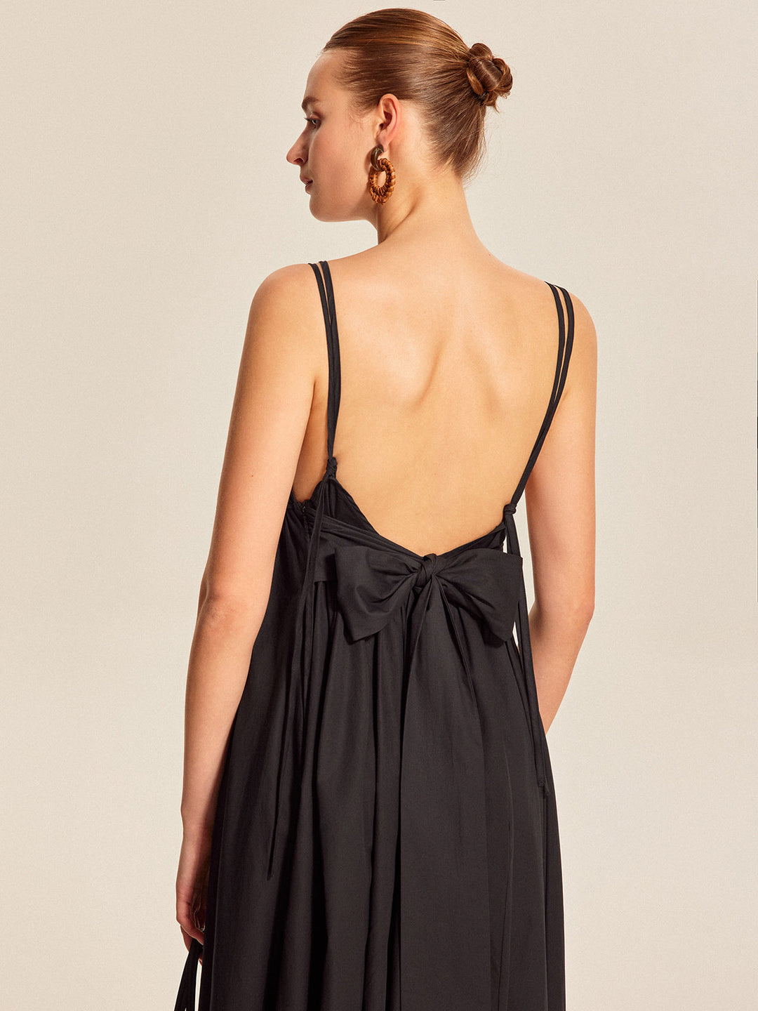 Robe Cami à col en V et doubles bretelles