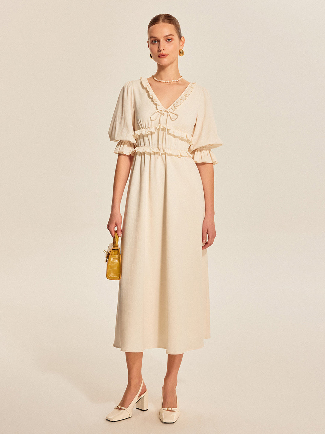 Robe à volants à cordon de serrage