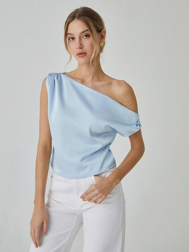 Blouse portefeuille à épaules dénudées nouée