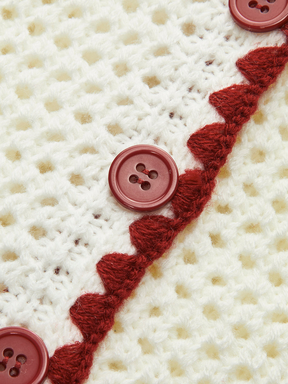 Gilet en crochet contrasté boutonné