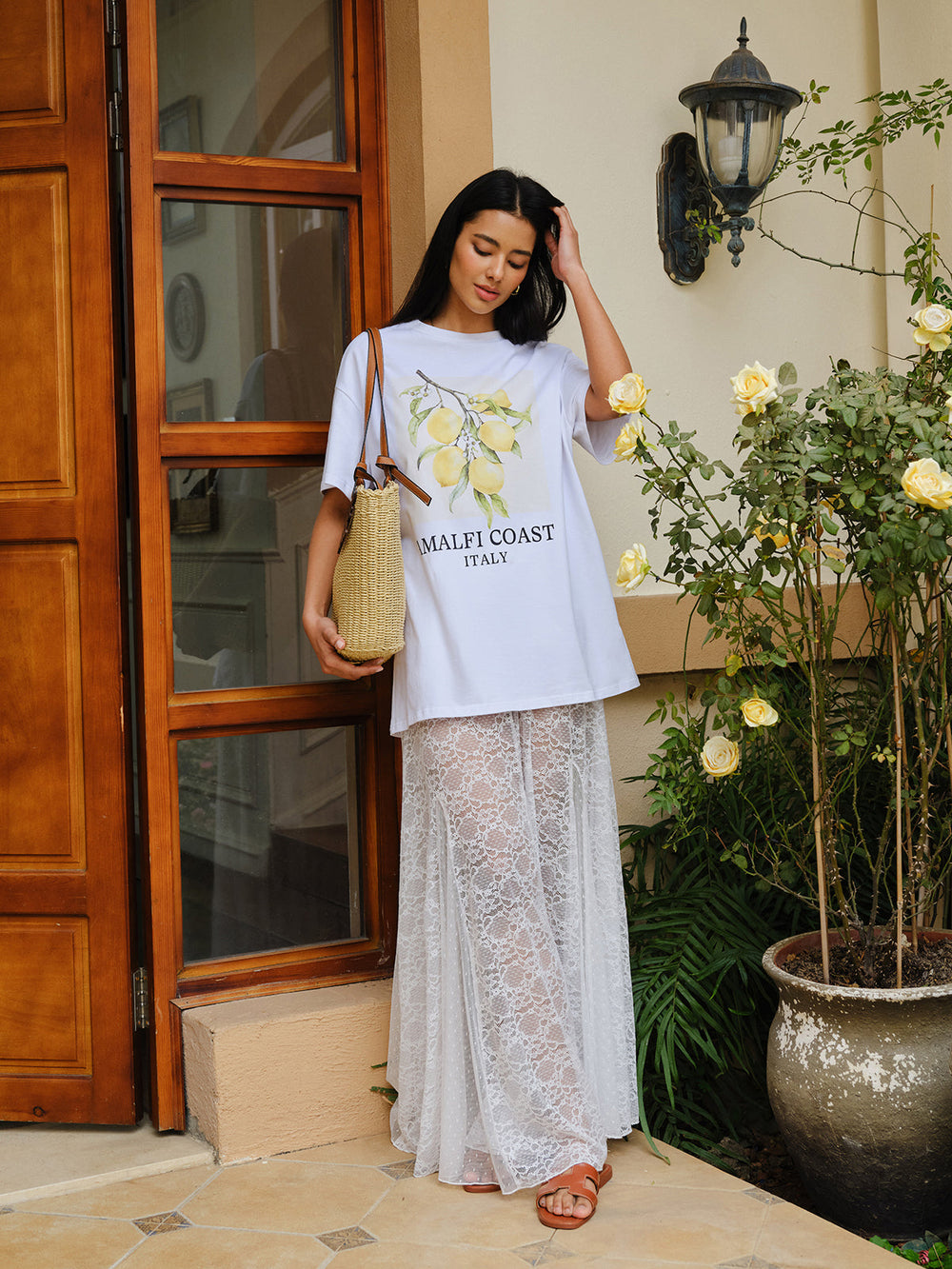 Jupe en Dentelle Semi-Transparente Taille Mi-Haute