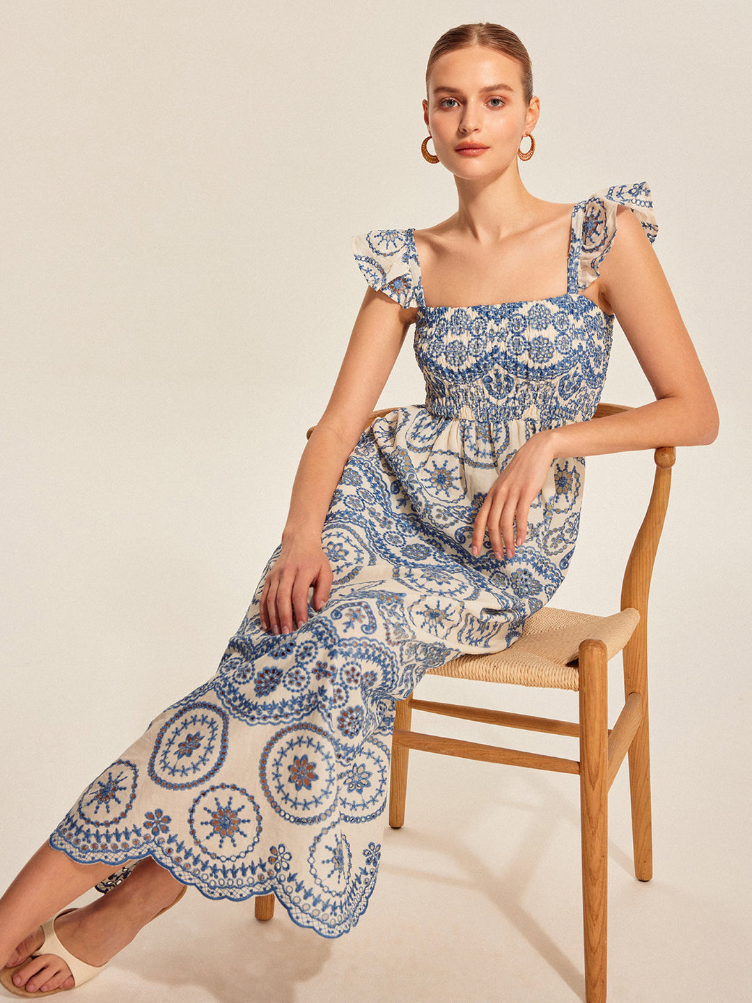 Robe Longue Bohème à Fleurs Semi-Transparente avec Découpe Arrière