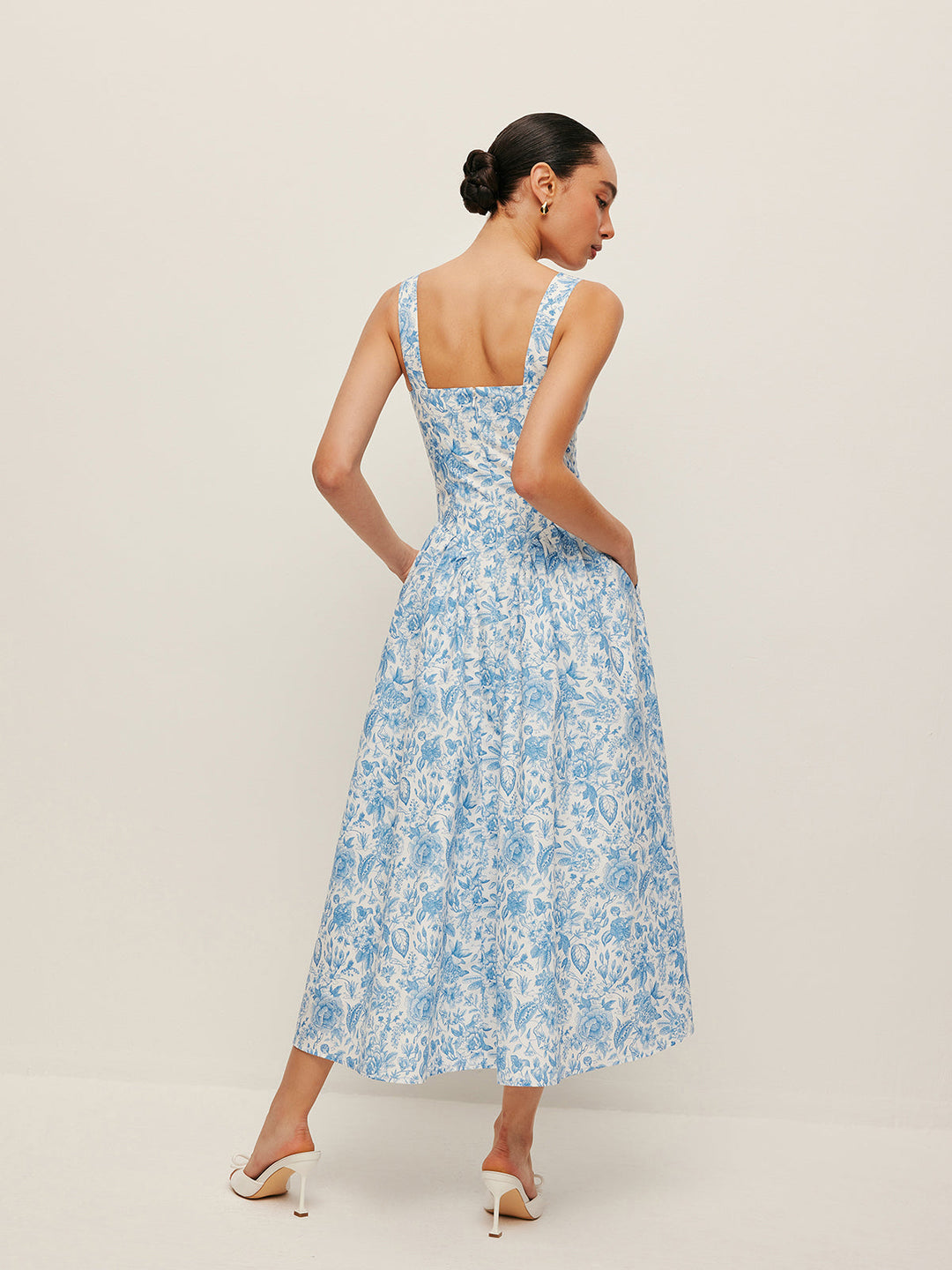 Robe imprimée à col carré avec poches