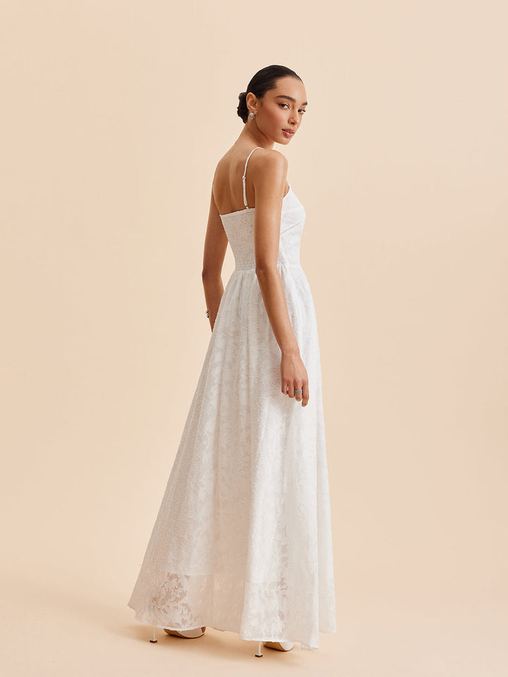 Robe en dentelle florale en mousseline