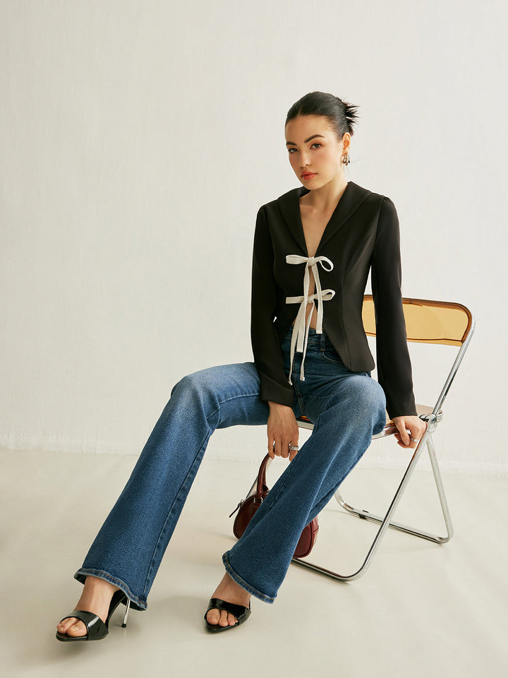 Blazer à col en V avec cravate
