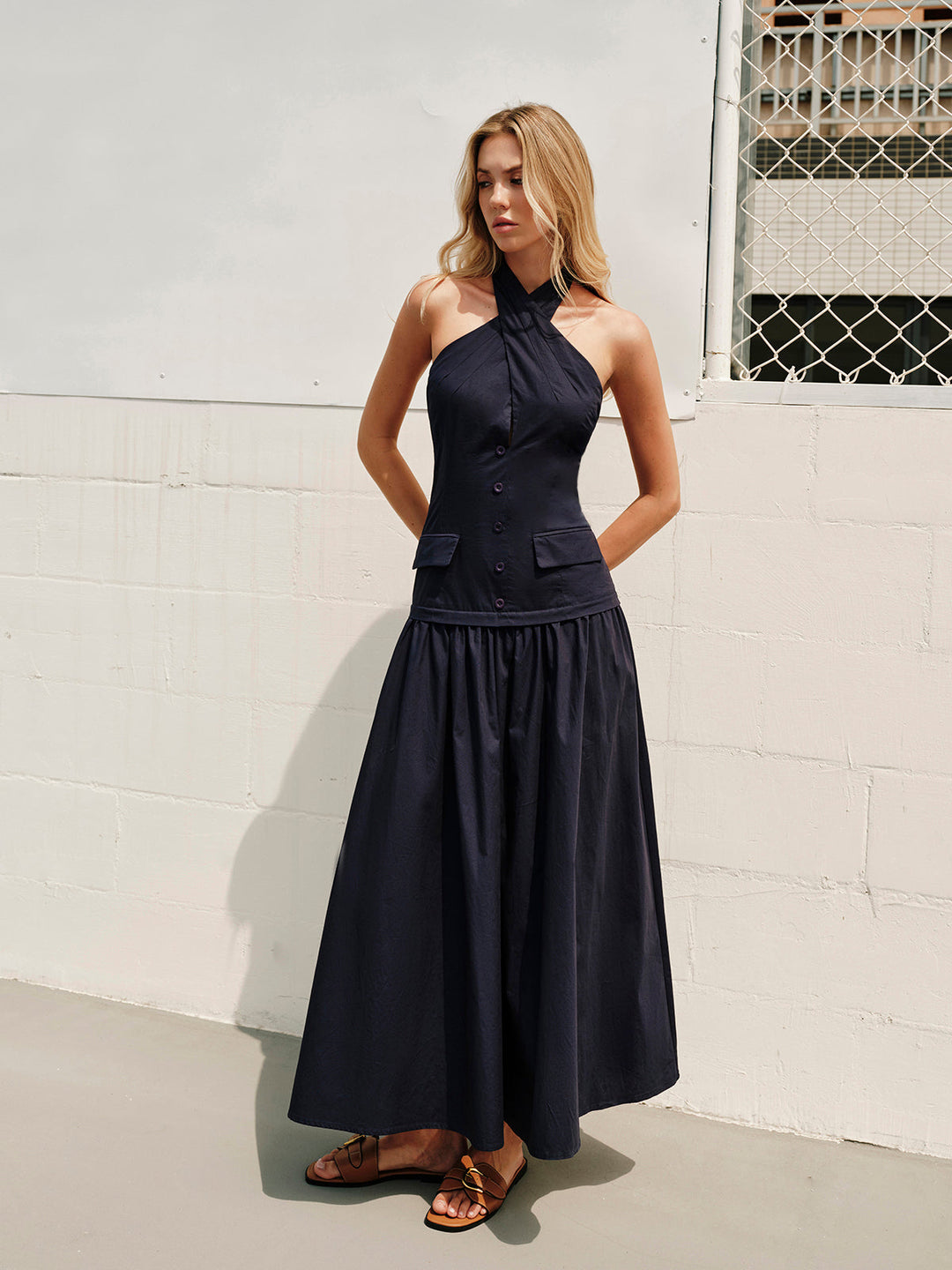 Robe à col bénitier avec fermeture éclair et poches
