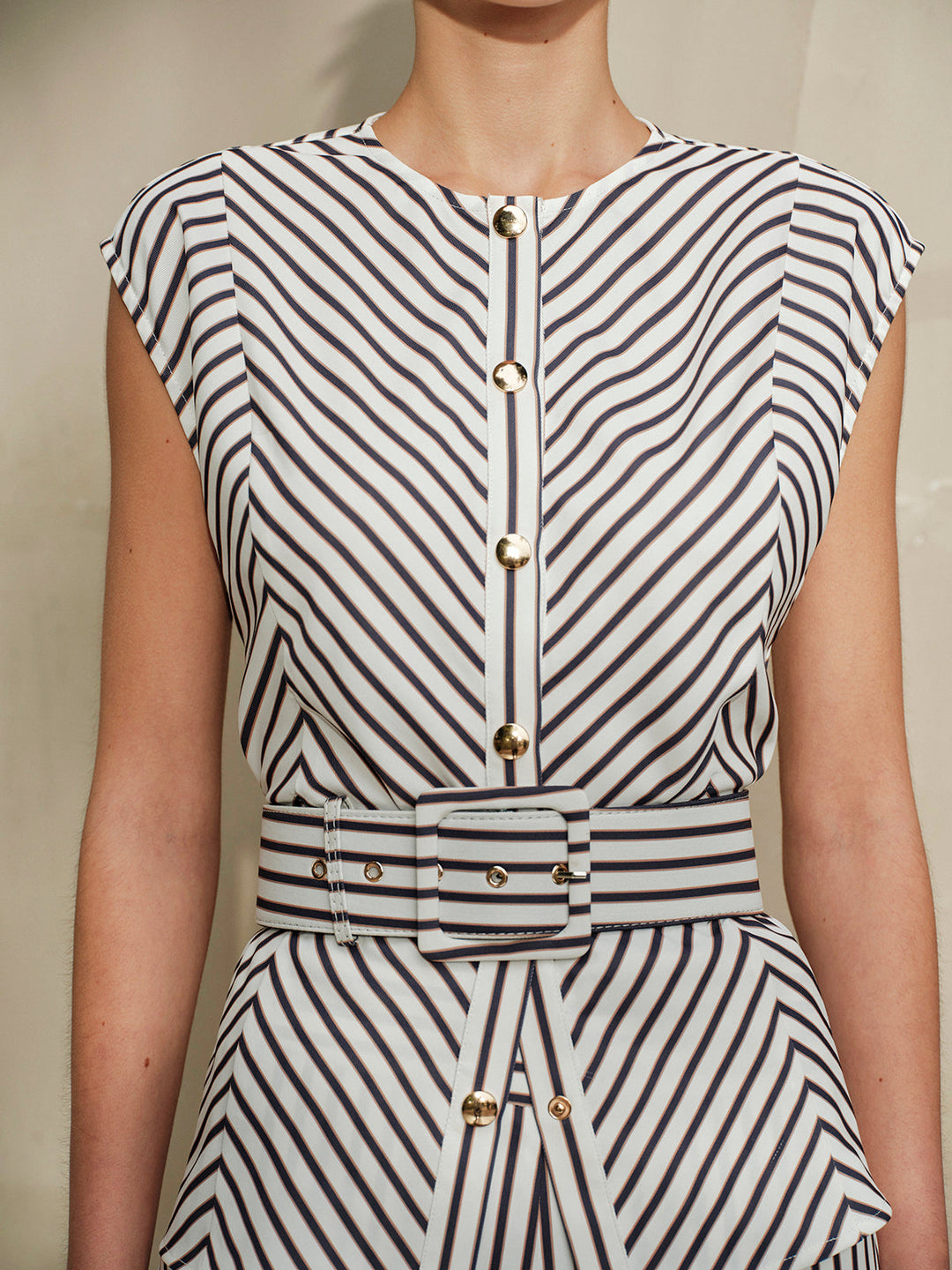Chemise Métallique Rayée à Col Rond avec Ceinture