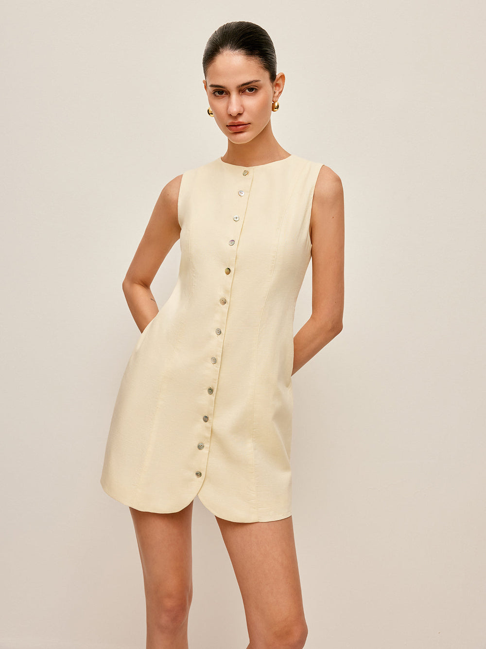Robe Sans Manches en Coton et Lin Boutonnée