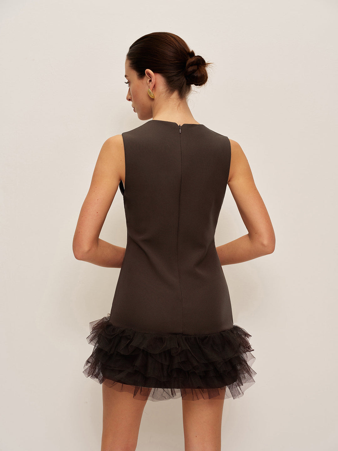 Robe sans manches à ourlet à volants
