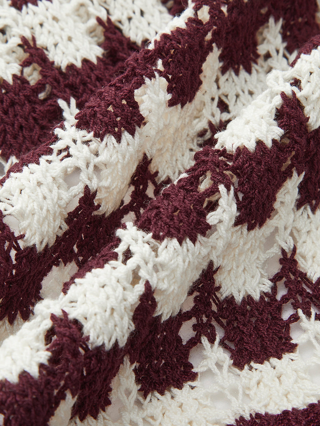 Haut en tricot avec nœud papillon contrastant
