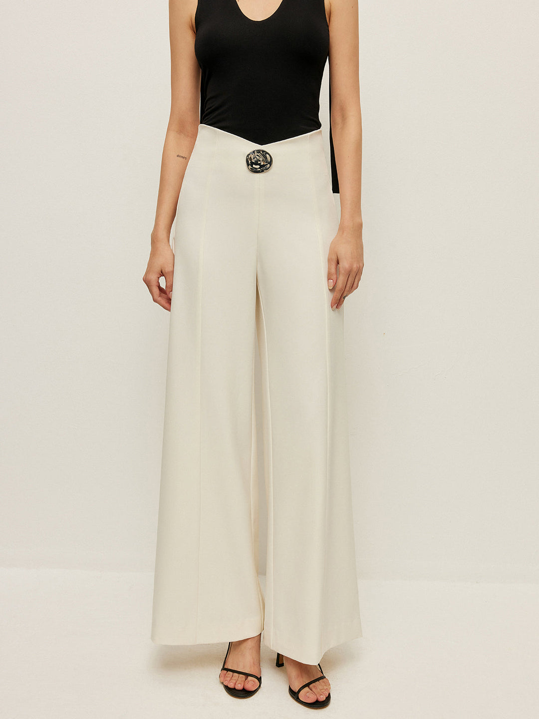 Pantalons Taille Haute Jambe Large Avec Détail Boucle