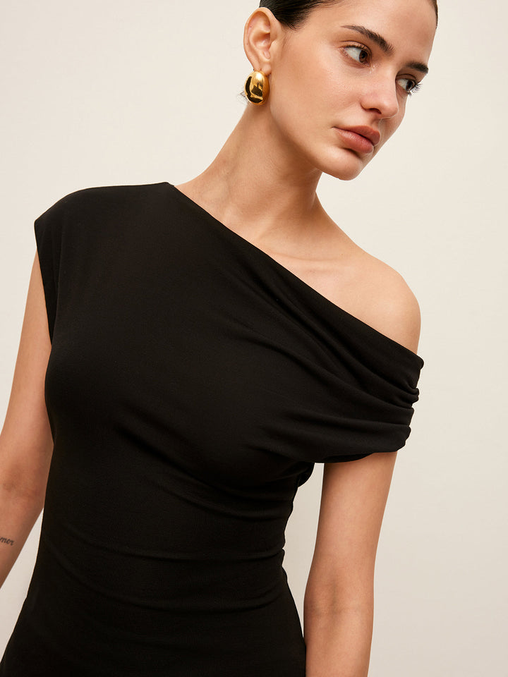 Blouse à col asymétrique et fente